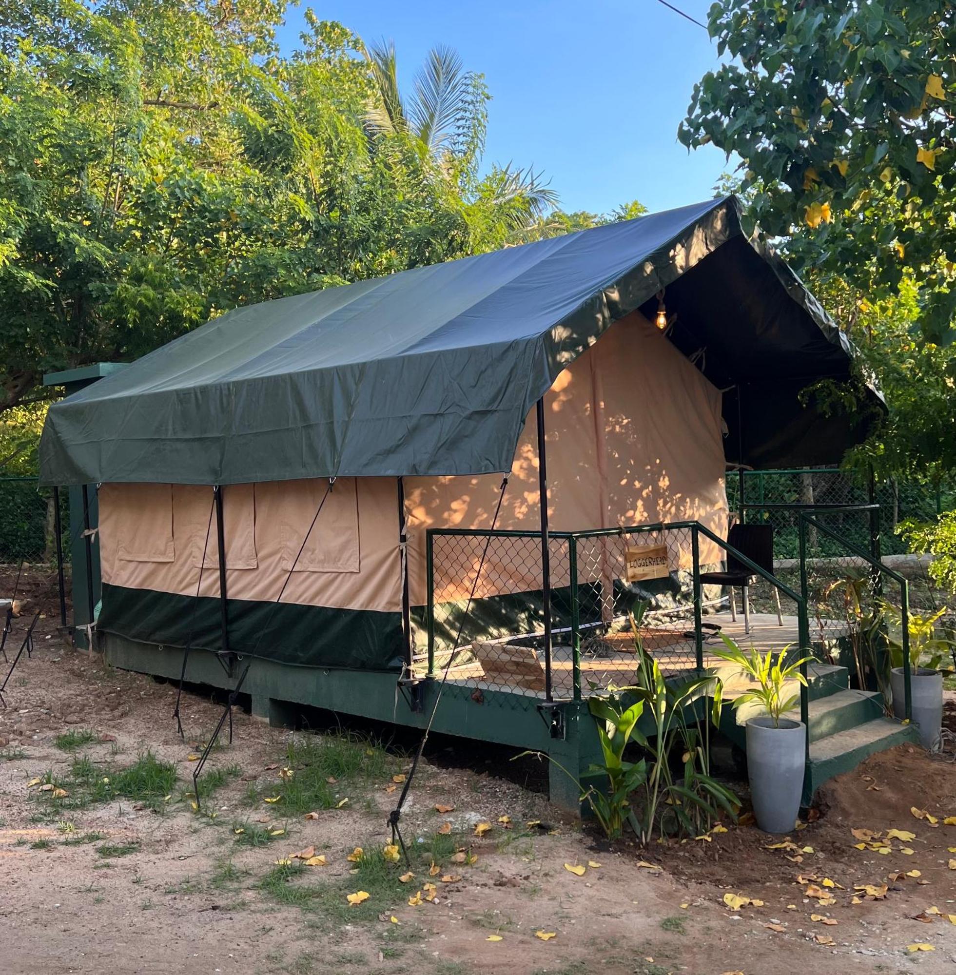 At One - Glamping Hotel Rekawa Екстериор снимка