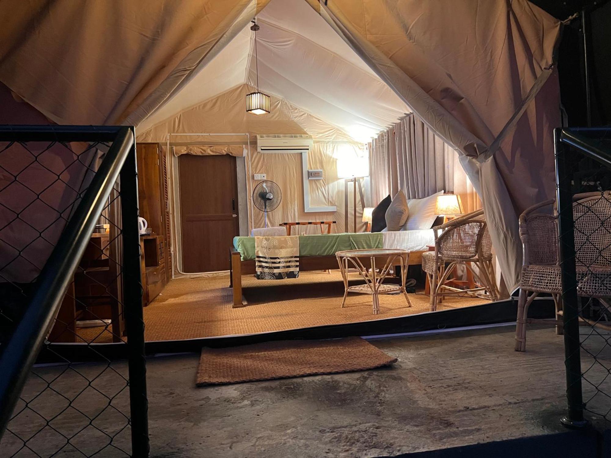 At One - Glamping Hotel Rekawa Екстериор снимка