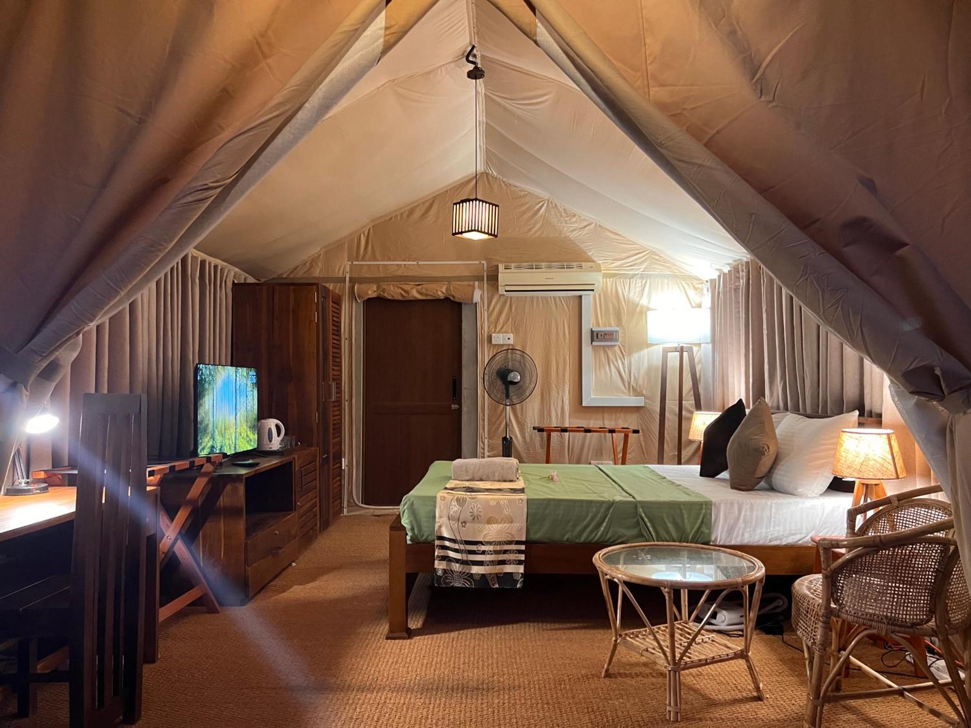 At One - Glamping Hotel Rekawa Екстериор снимка