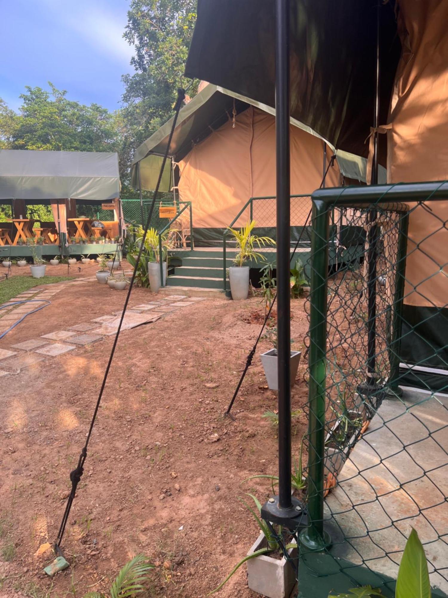 At One - Glamping Hotel Rekawa Екстериор снимка