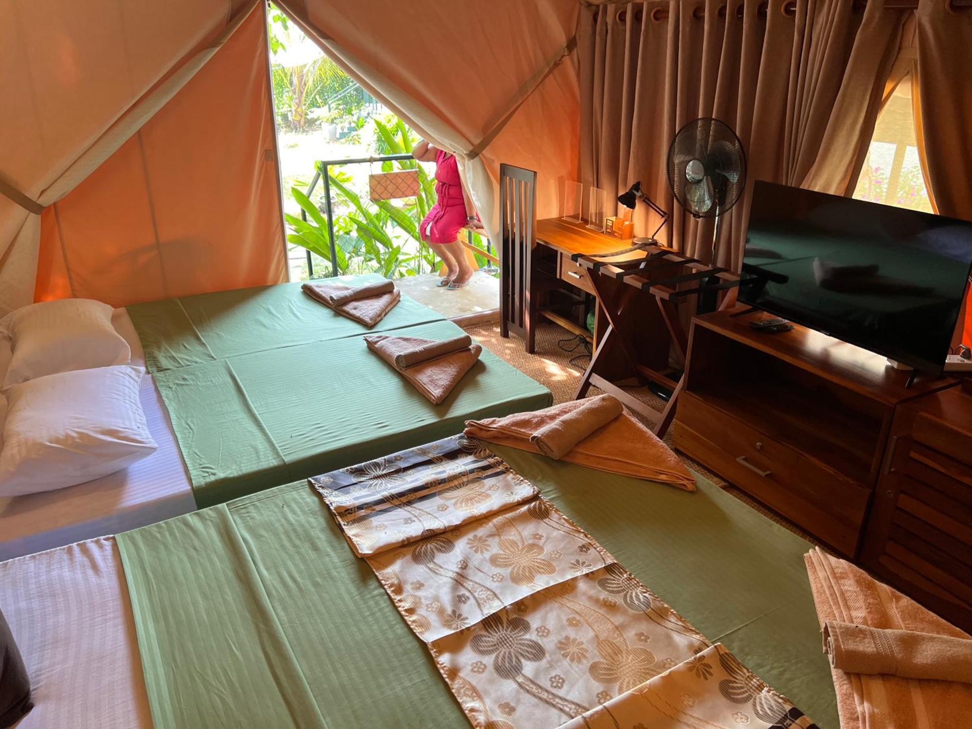 At One - Glamping Hotel Rekawa Екстериор снимка